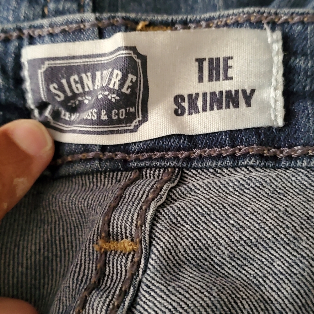 Jeans - Picture 1 of 3
